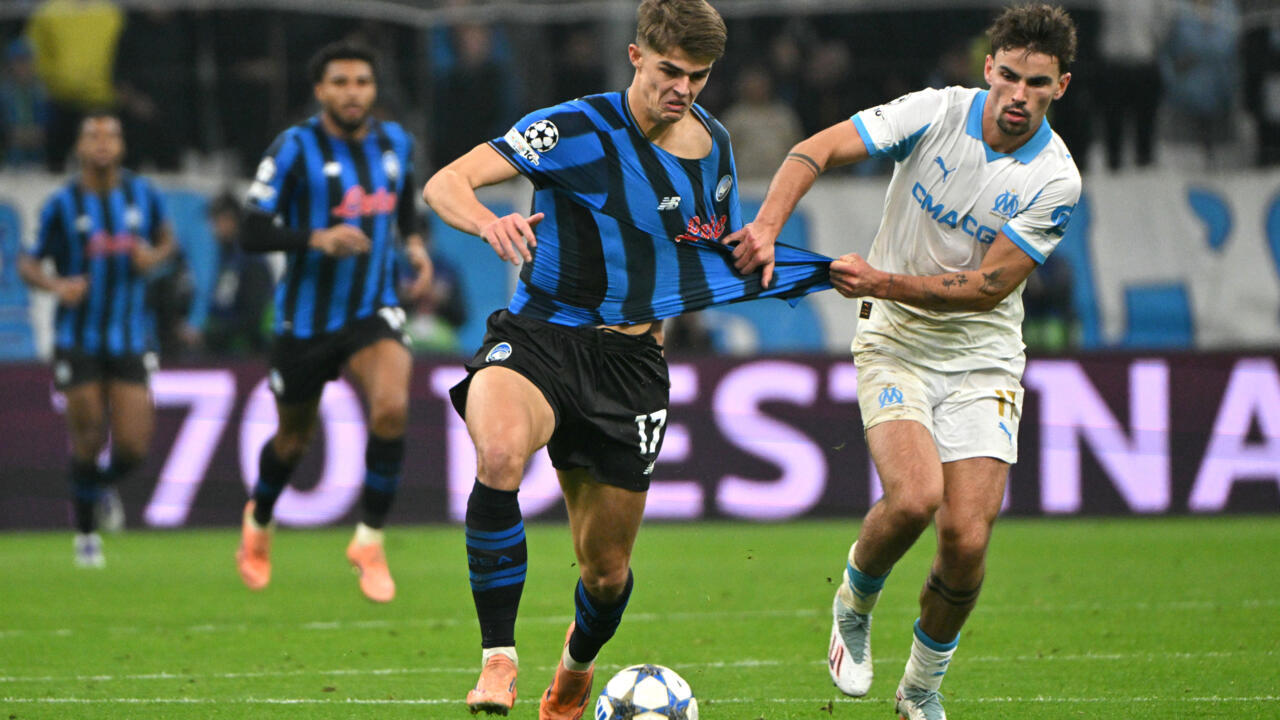 RMC: Marseille bị Ủy ban kỷ luật UEFA trừng phạt vì sử dụng pháo hoa trái phép trên khán đài