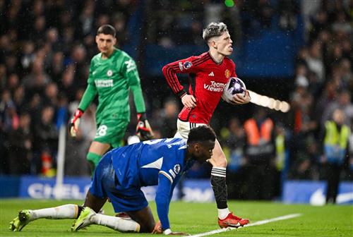 Chelsea đấu với Manchester United