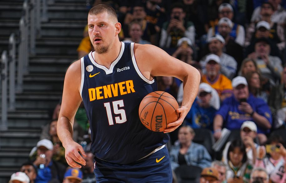 Chấm dứt lời nguyền! Jokic ghi được 50 điểm và lần đầu tiên dẫn dắt đội giành chiến thắng. Trước đó họ đã thua cả 3 lần.