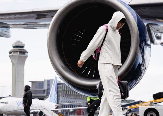 Hãy tiến đến sân của đội khách! Mạng xã hội chính thức của Trail Blazers đăng ảnh, Yang Hansen xuất hiện trong ảnh