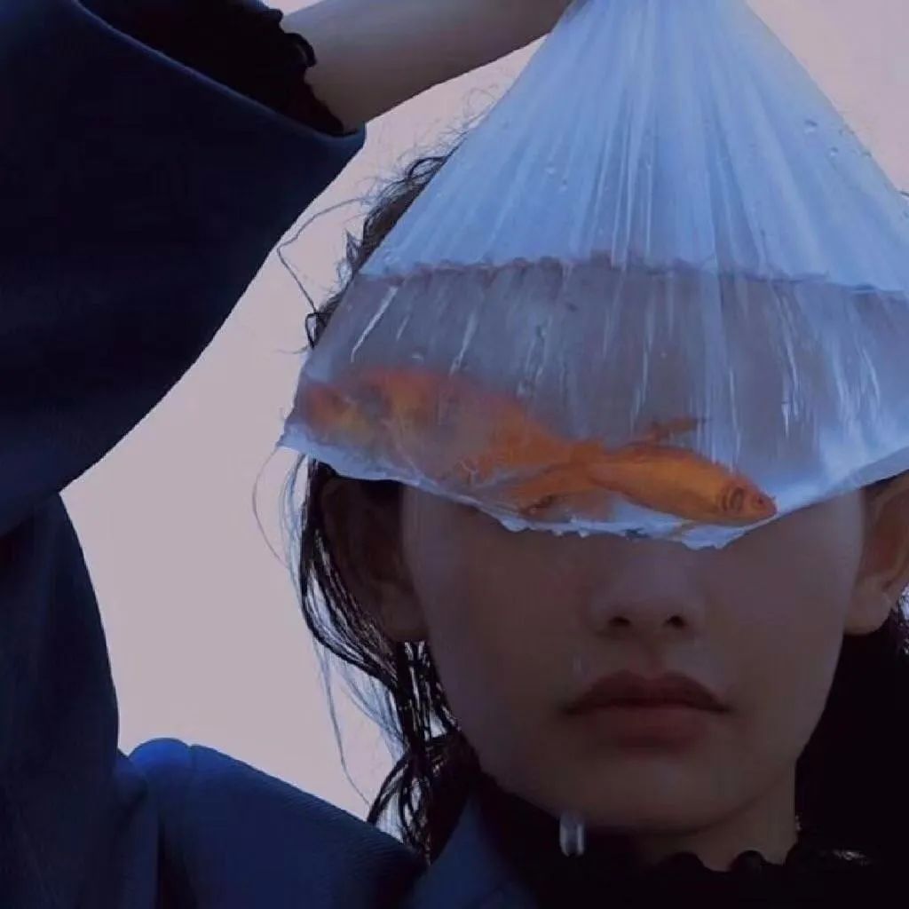 6686体育高级作者短发过夏