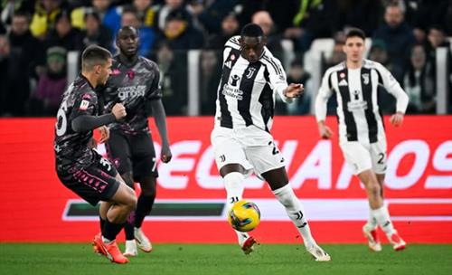 Juventus đấu với Empoli