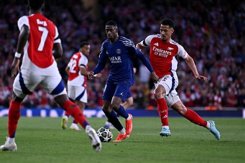 Arsenal vs Paris Saint Germain